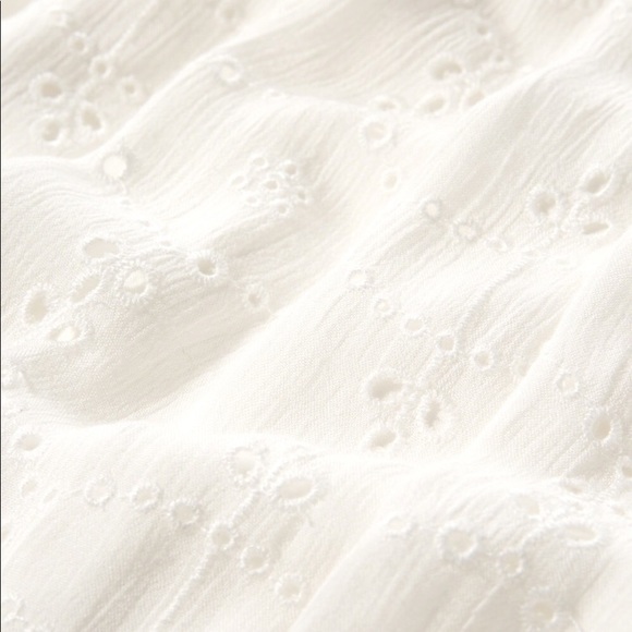 Hollister SIZE SMALL white dress - Picture 3 of 3